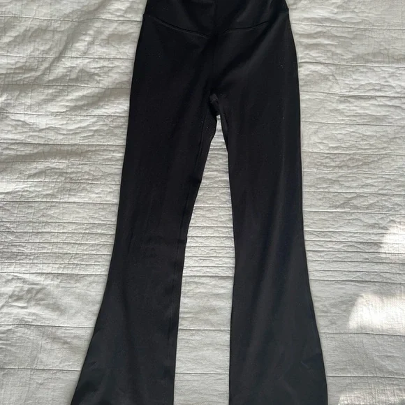 lululemon athletica Nulu Groove Pant Flare - Picture 5 of 8